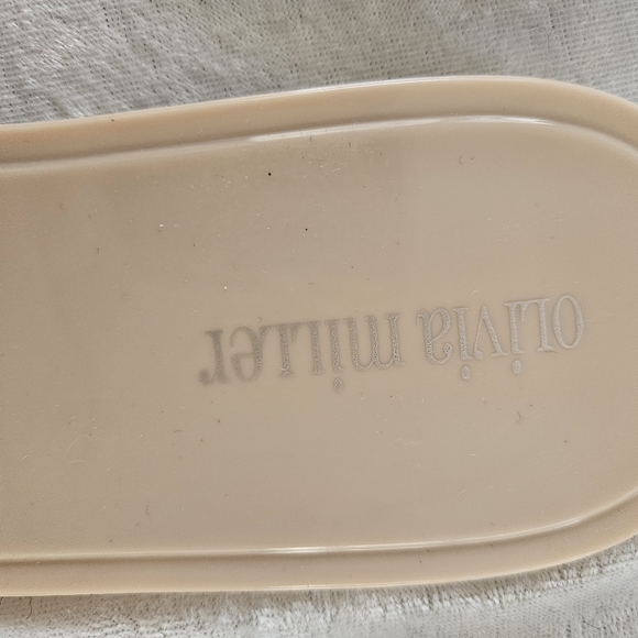 NEW Olivia Miller Large Stone Jelly Sandals Size 10 - Picture 3 of 4